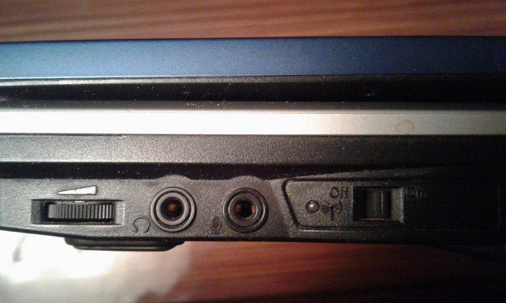 Noutbuk "Toshıba Satellite A40-S270" — Noutbuklar, Bakı (6)