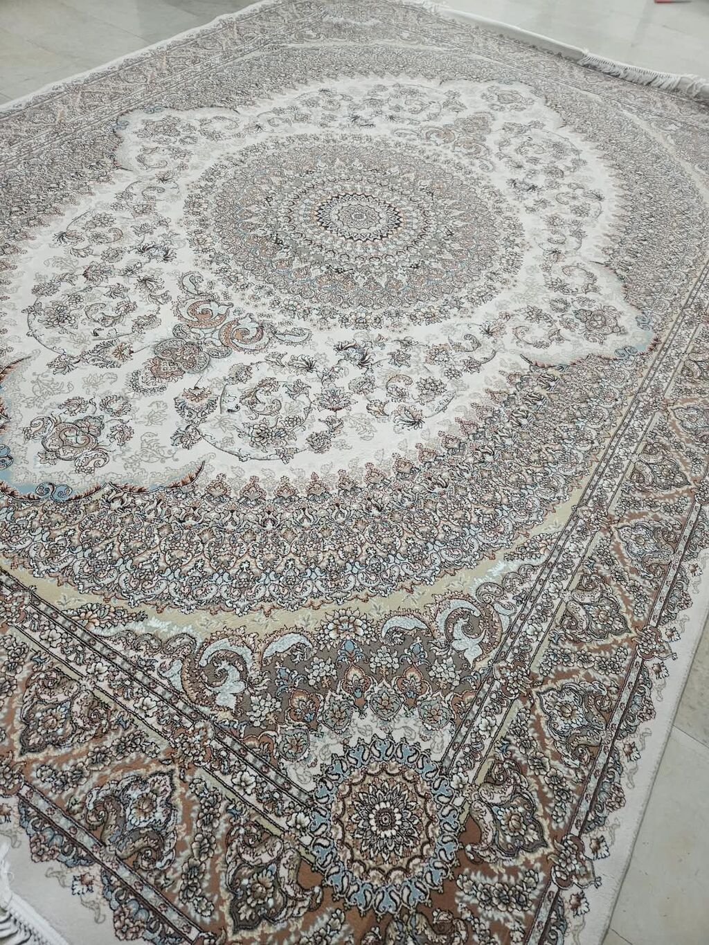 Xalça — Xalılar, Bakı (2)