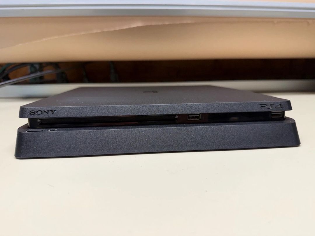 Sony PlayStation 4 Slim 1TB — Oyunlar, konsollər və proqramlar, Bakı (2)