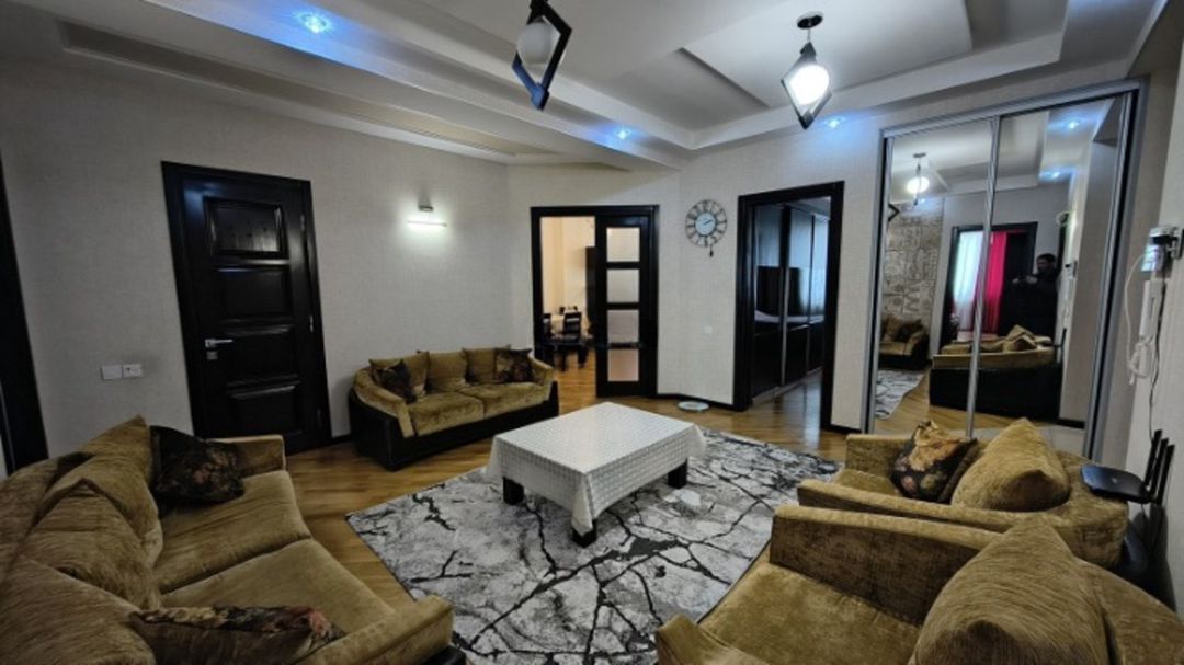 İcarəyə verilir 4 otaqlı yeni tikili 164 m² — Mənzil, Bakı (4)