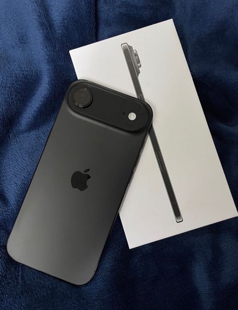 Apple iPhone Air Space Black 256GB/8GB — Bakı