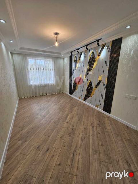 Satılır 3 otaqlı köhnə tikili 75 m²