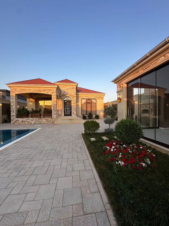 Satılır 4 otaqlı həyət evi/bağ evi 250 m² — Ev, villa, Bakı (10)