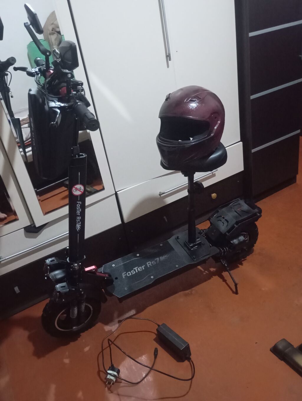 FaSTer RS7 elektrik skuteri - Güclü ikili amortizatorlu ön asqı və — Skuterlər, Bakı (2)