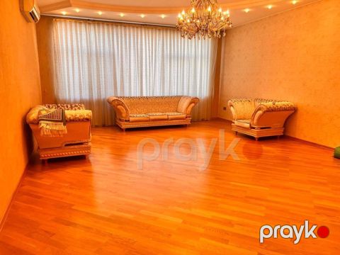 Satılır 4 otaqlı yeni tikili 200 m²