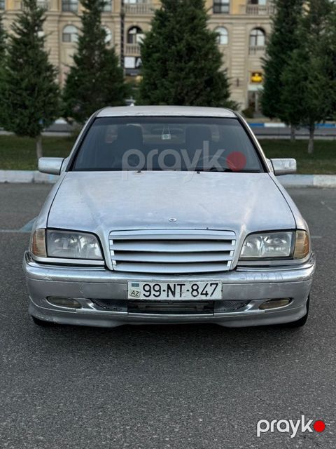 Mercedes C 180, 1.8 L, 1997 il, 570 000 km