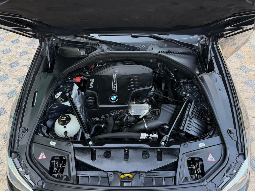 BMW 528, 2.0 L, 2015 il, 84 500 km — Avtomobillər, Gəncə (11)