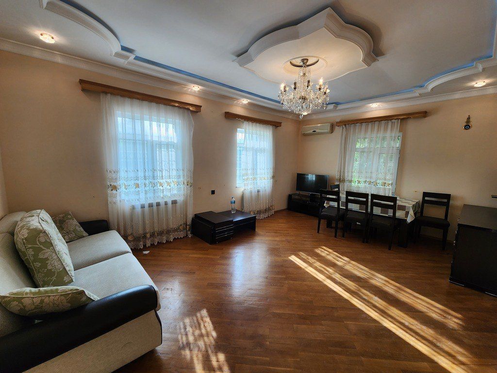 İcarəyə verilir 4 otaqlı həyət evi/bağ evi 320 m² — Ev, villa, Bakı (8)
