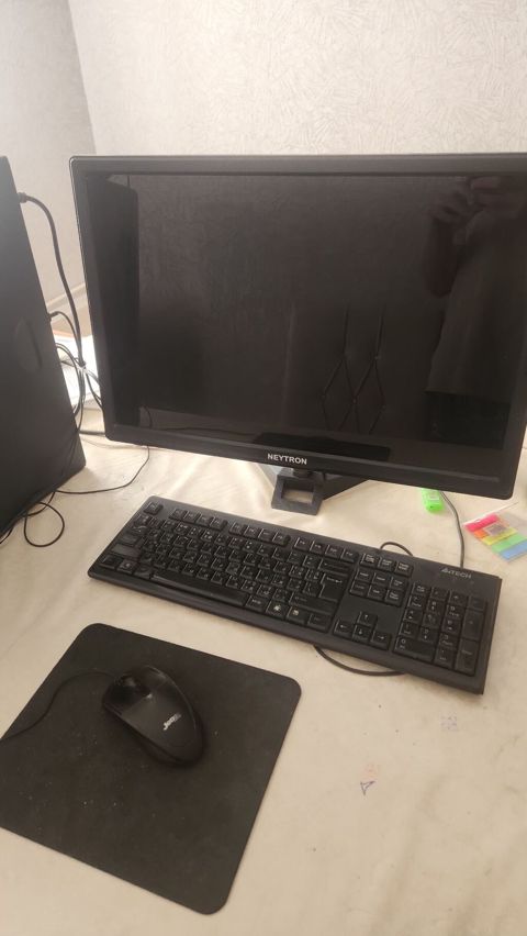 Stolüstü kompüter seti Tərkibi: -SSD:224GB -Memory:8GB -CPU:i3-3220 — Saray