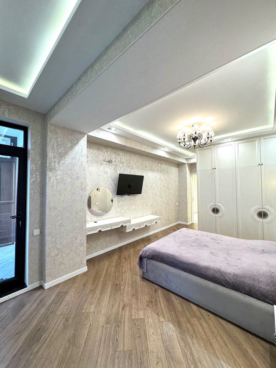 Satılır 4 otaqlı yeni tikili 130 m² — Mənzil, Bakı (7)
