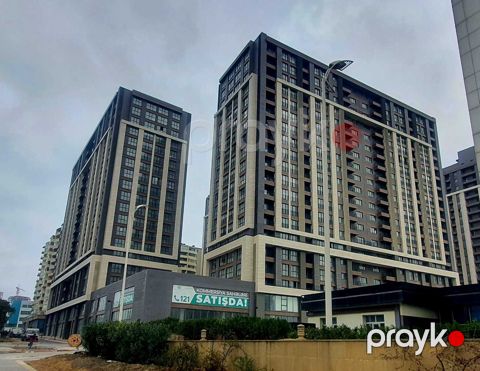 Satılır 3 otaqlı yeni tikili 130 m²