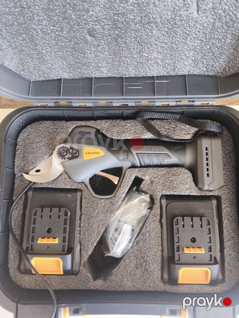 Eramax akkumulyatorlu elektrik budama qayçısı – fırçasız (brushless) — Digah