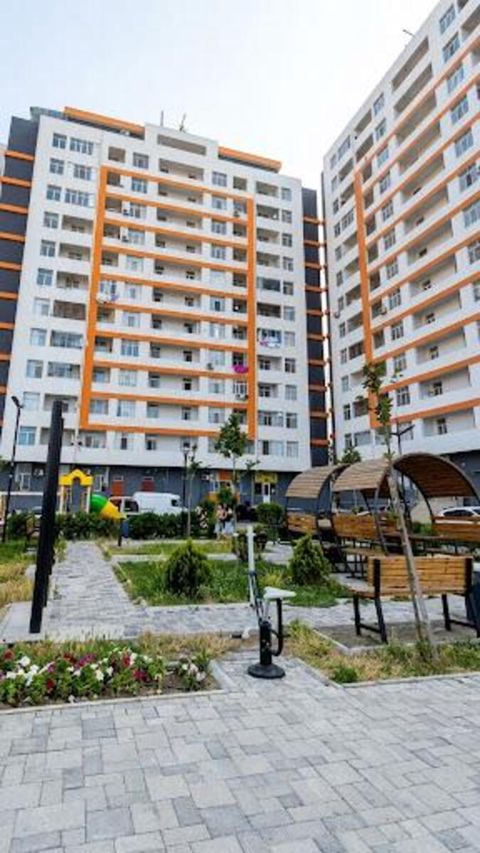 Satılır 2 otaqlı yeni tikili 82 m² — Bakı