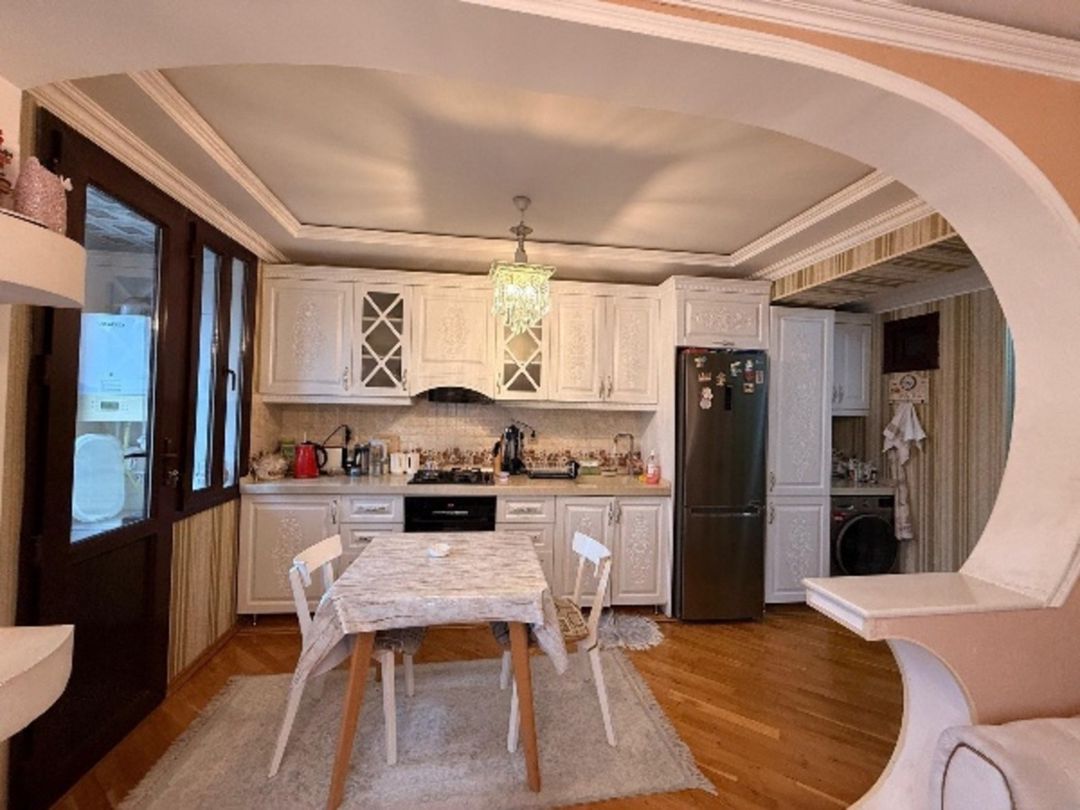 Satılır 2 otaqlı köhnə tikili 65 m² — Mənzil, Bakı (5)