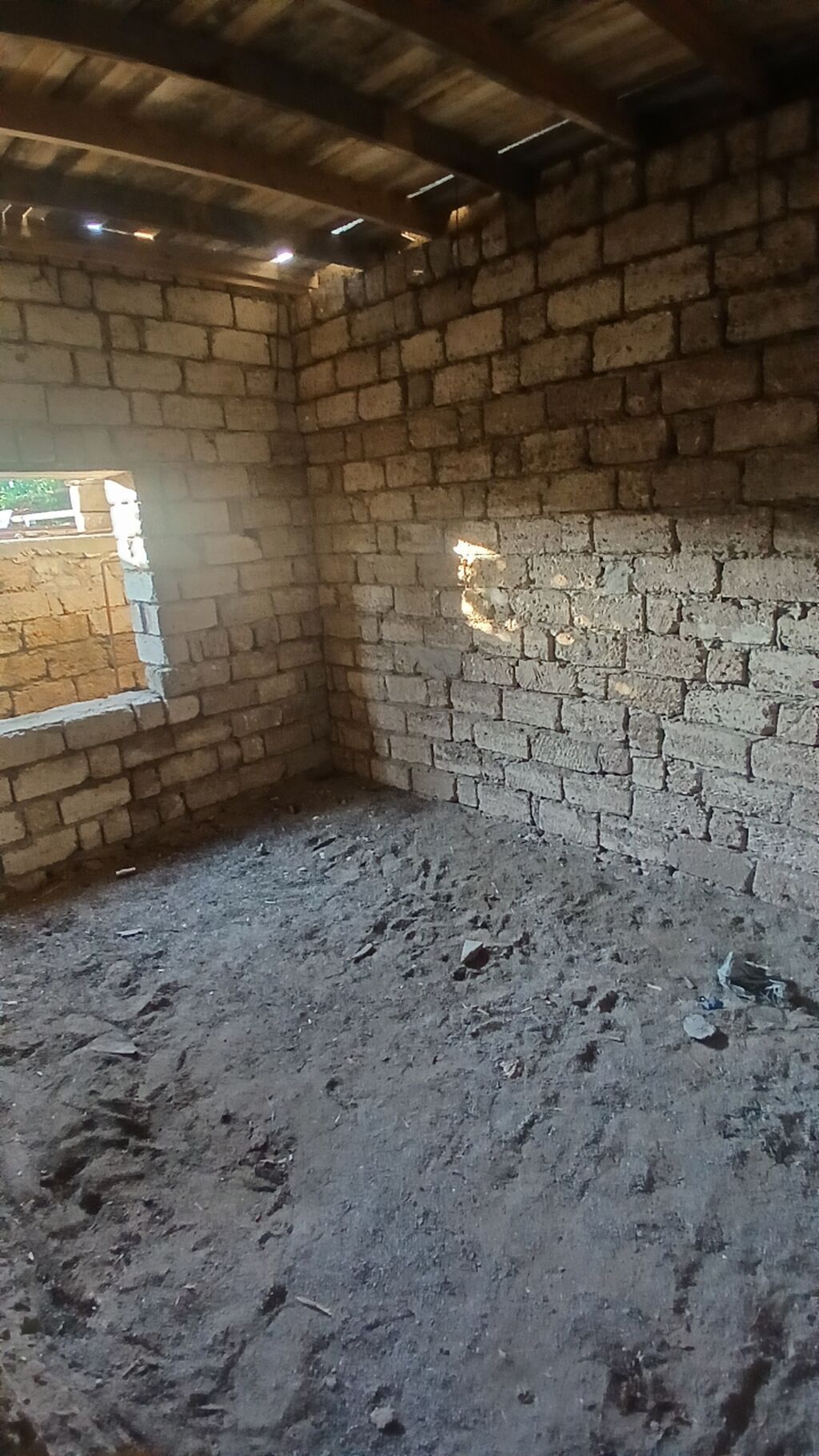 Satışa yarımçıq tikili ev təqdim olunur. Şəkillərdən göründüyü kimi — Ev, villa, Bakı (6)