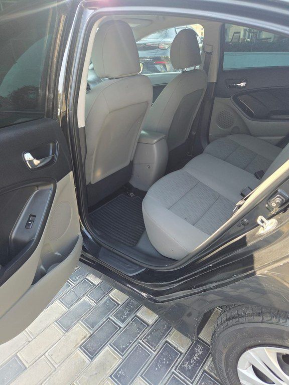 Kia Forte, 1.8 L, 2015 il, 210 000 km — Avtomobillər, Bakı (9)
