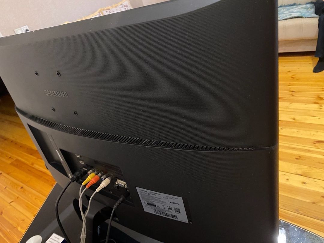 Televizor Samsung LV32F390 — TV və Video, Sumqayıt (4)