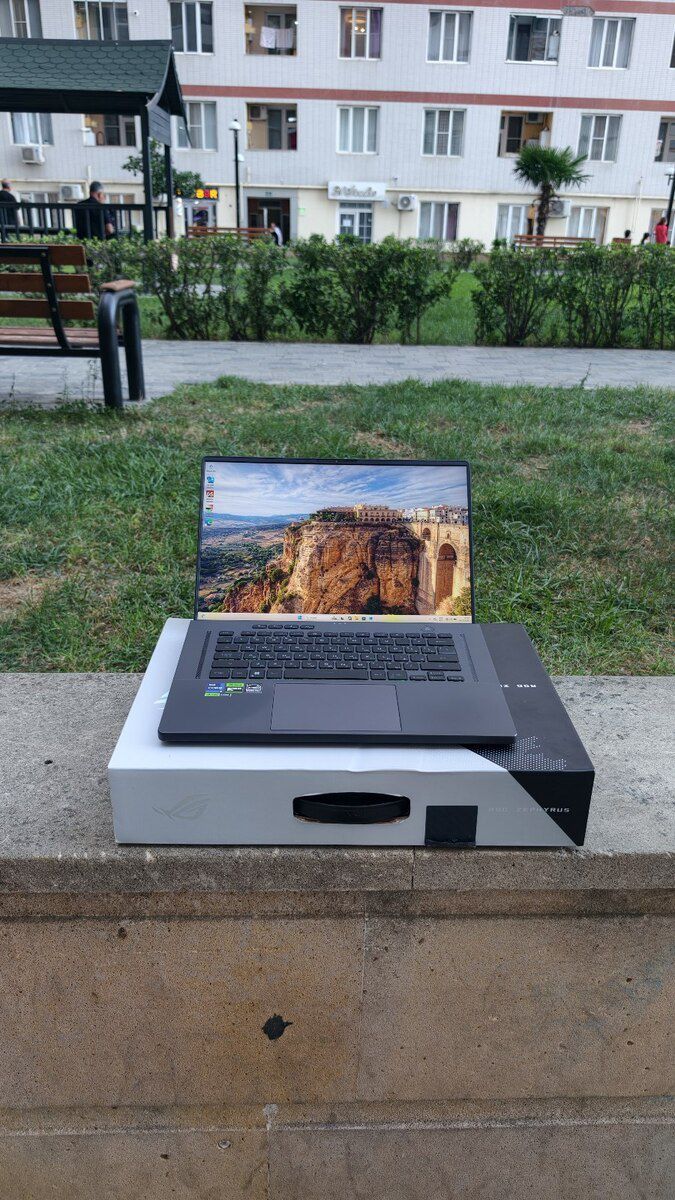 Asus Rog Zephyrus İ9/32 RAM — Noutbuklar, Bakı (3)