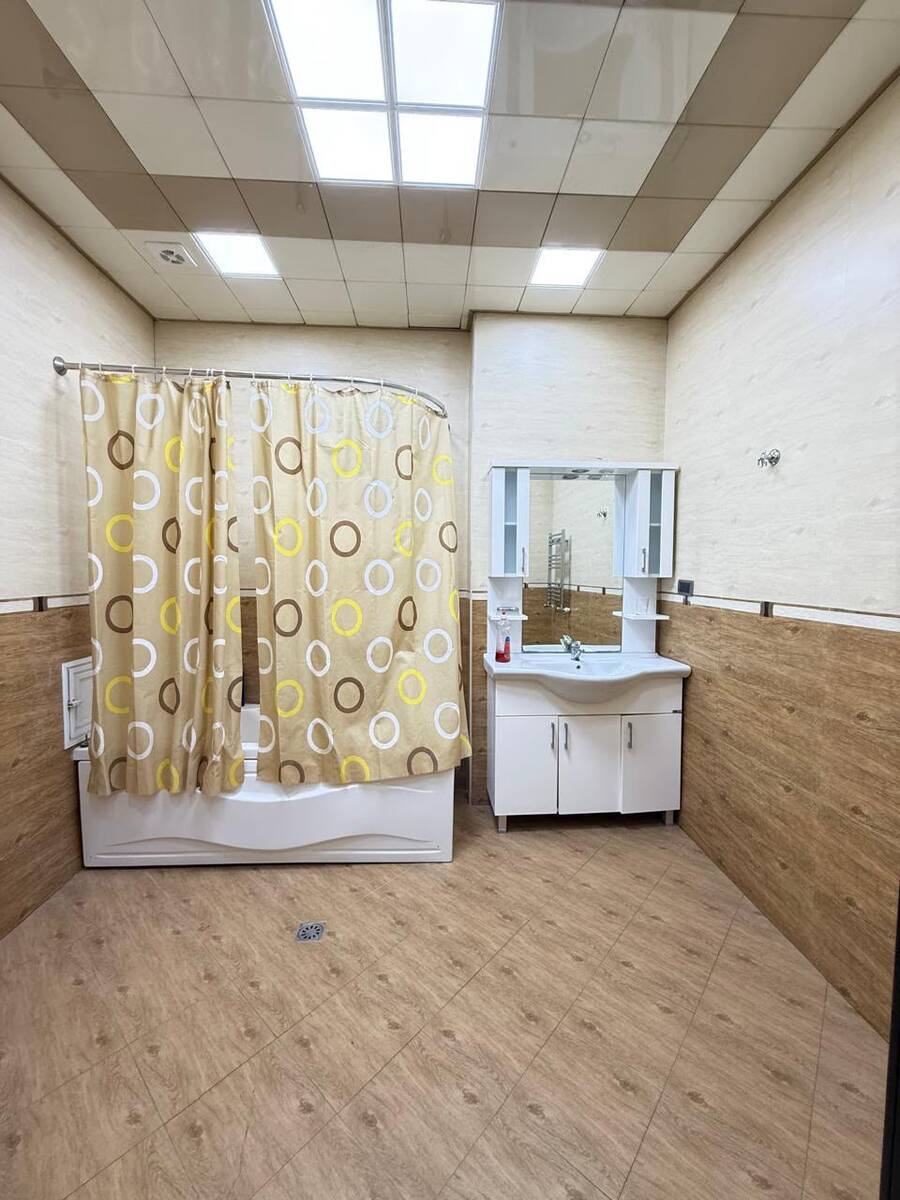 İcarəyə verilir 3 otaqlı yeni tikili 135 m² — Mənzil, Bakı (10)