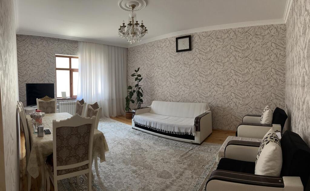 Satılır 4 otaqlı həyət evi/bağ evi 150 m² — Ev, villa, Bakı (2)