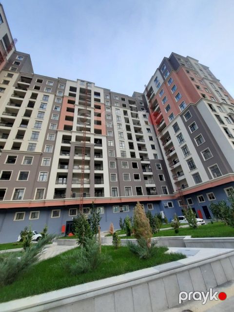 Satılır 4 otaqlı yeni tikili 140 m² — Bakı