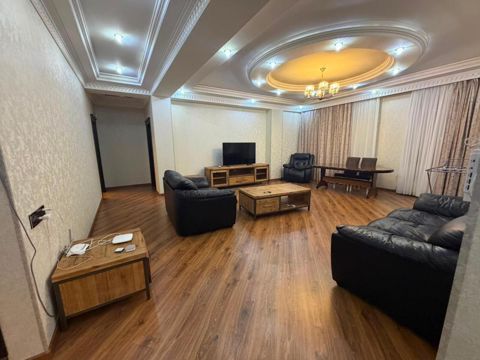 Satılır 4 otaqlı yeni tikili 155 m² — Bakı