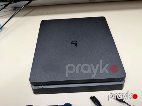 Sony PlayStation 4 Slim 1TB — Bakı