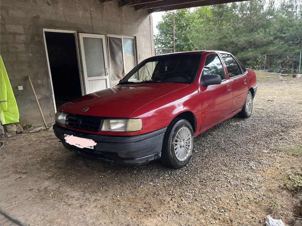 Model: opel vectra 1991 ci il (sedan, qırmızı rəng) Kuzov: 4 qapılı — Avtomobillər, Quba (4)