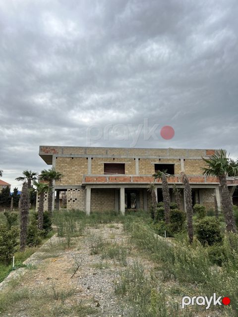 Satılır obyekt 1250 m²