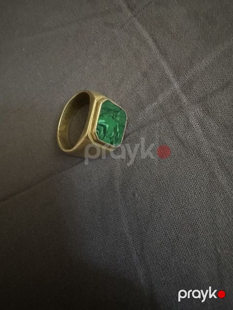 Üzük, Zümrüd — Bakı