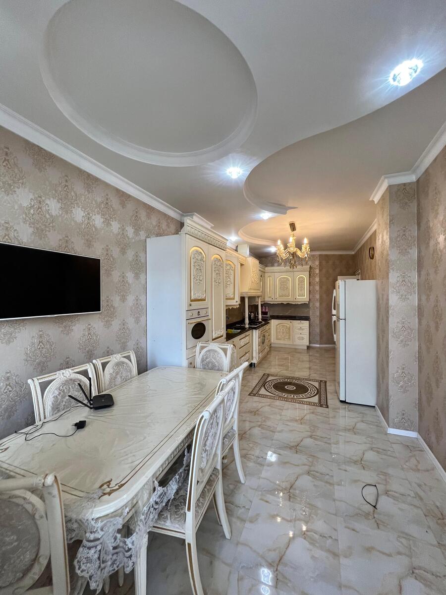 Satılır 3 otaqlı yeni tikili 190 m² — Mənzil, Bakı (11)