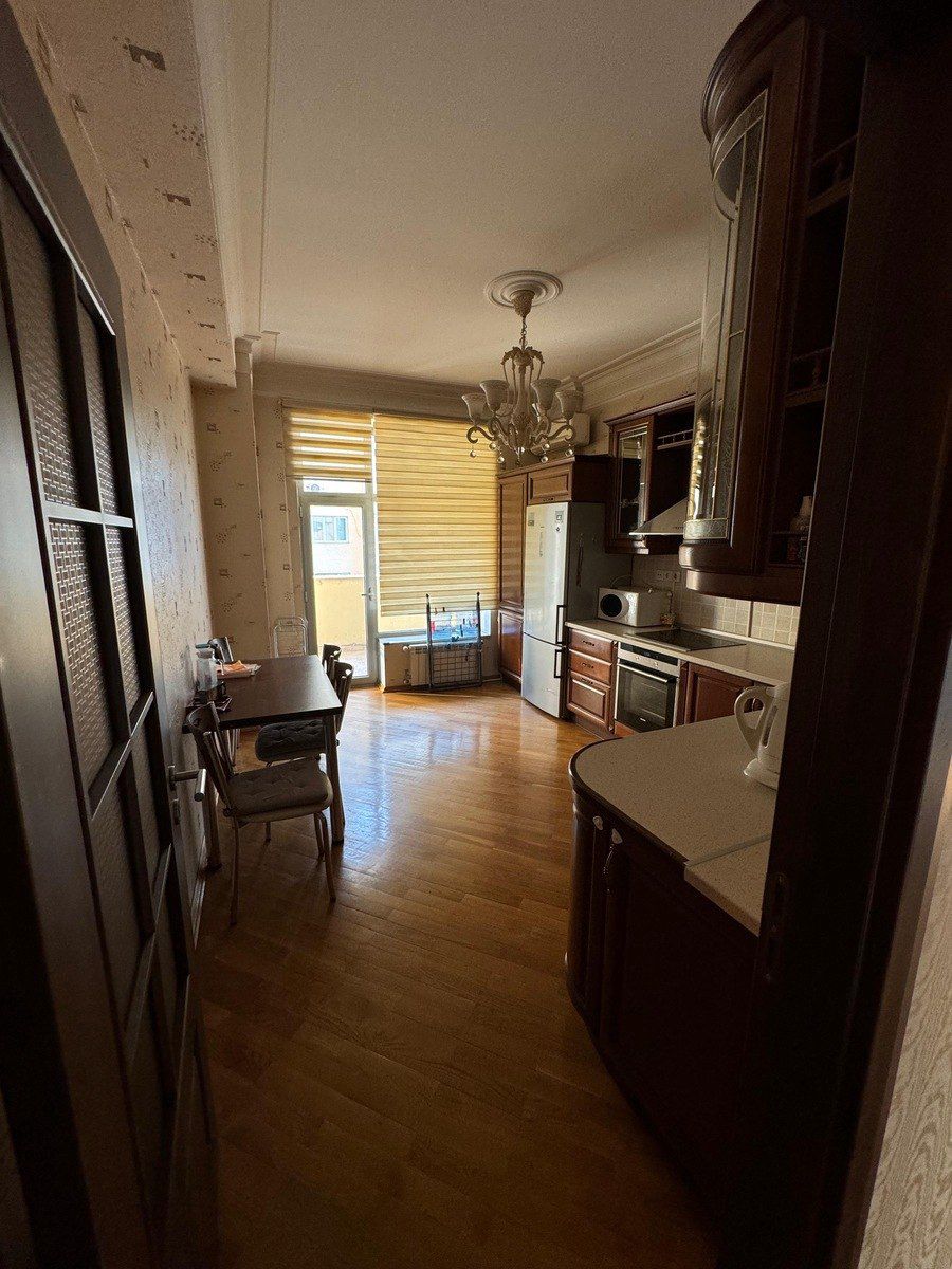 İcarəyə verilir 3 otaqlı yeni tikili 135 m² — Mənzil, Bakı (7)