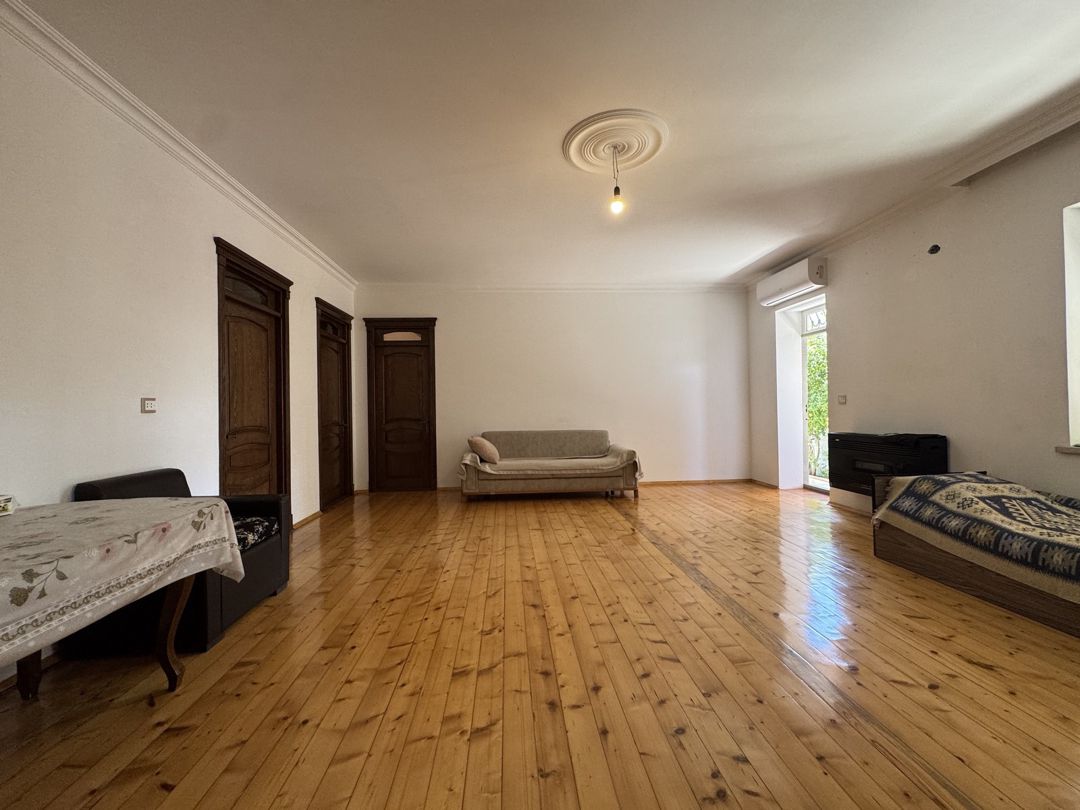 Satılır 4 otaqlı həyət evi/bağ evi 150 m² — Ev, villa, Bakı (9)