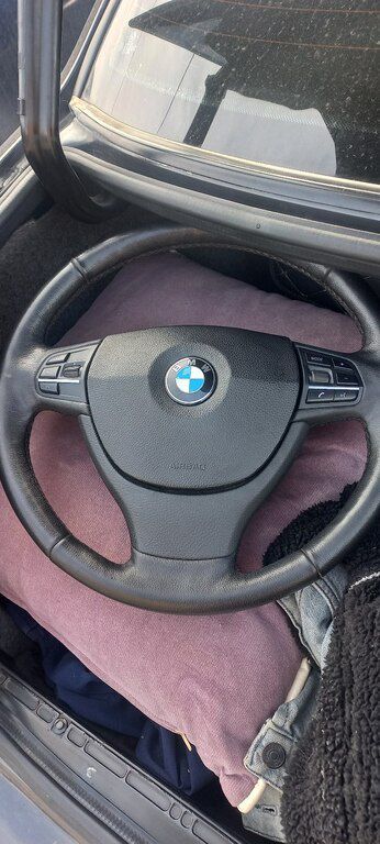 "BMW F10" sükanı — Ehtiyat hissələri və aksesuarlar, Bakı (2)