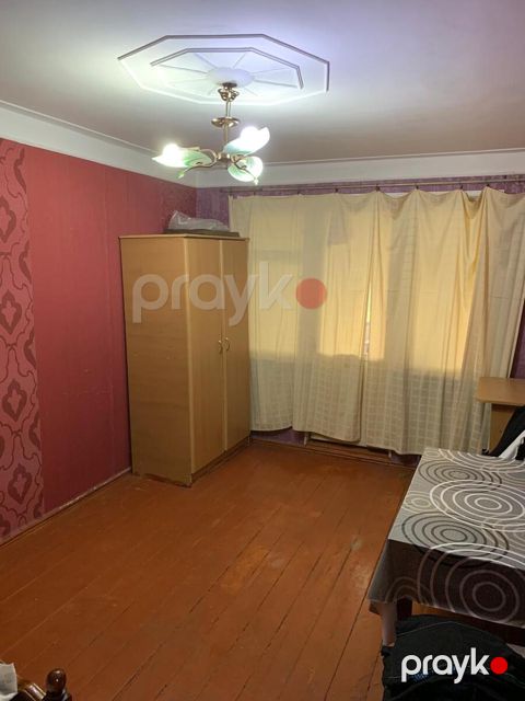 Satılır 2 otaqlı köhnə tikili 45 m²