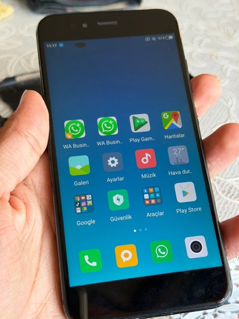 Xiaomi Mi 5 Black 64GB/3GB — Bakı