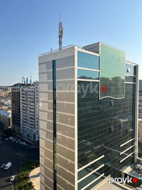Satılır 3 otaqlı yeni tikili 110 m²