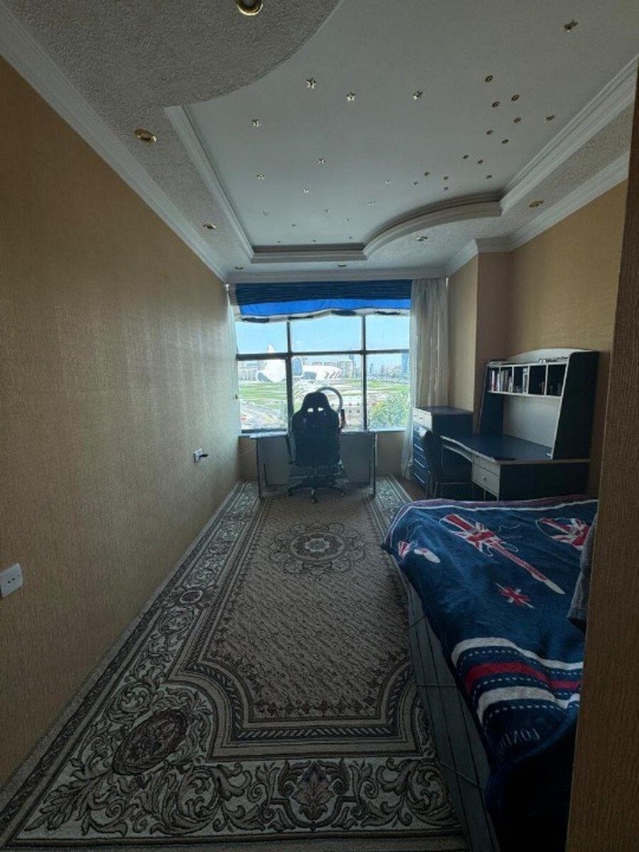 Satılır 4 otaqlı yeni tikili 200 m² — Mənzil, Bakı (9)