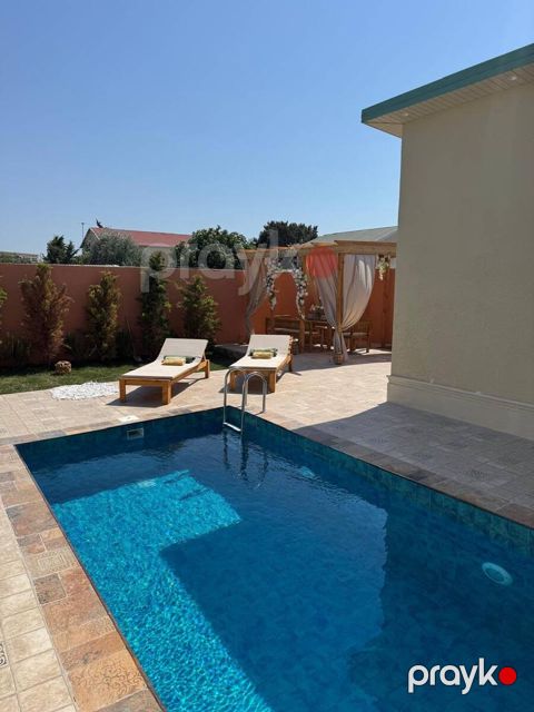 Satılır 5 otaqlı həyət evi/bağ evi 130 m² — Bakı
