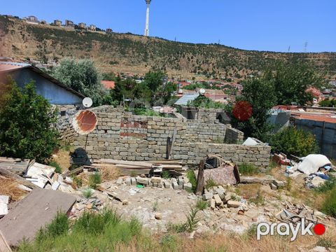 5 sot torpaq sahəsi, Bayıl qəs