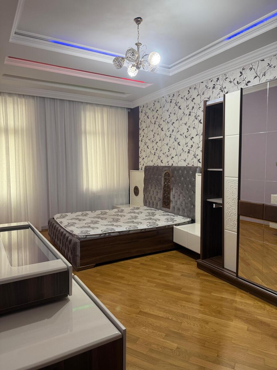 İcarəyə verilir 4 otaqlı yeni tikili 200 m² — Mənzil, Bakı (6)