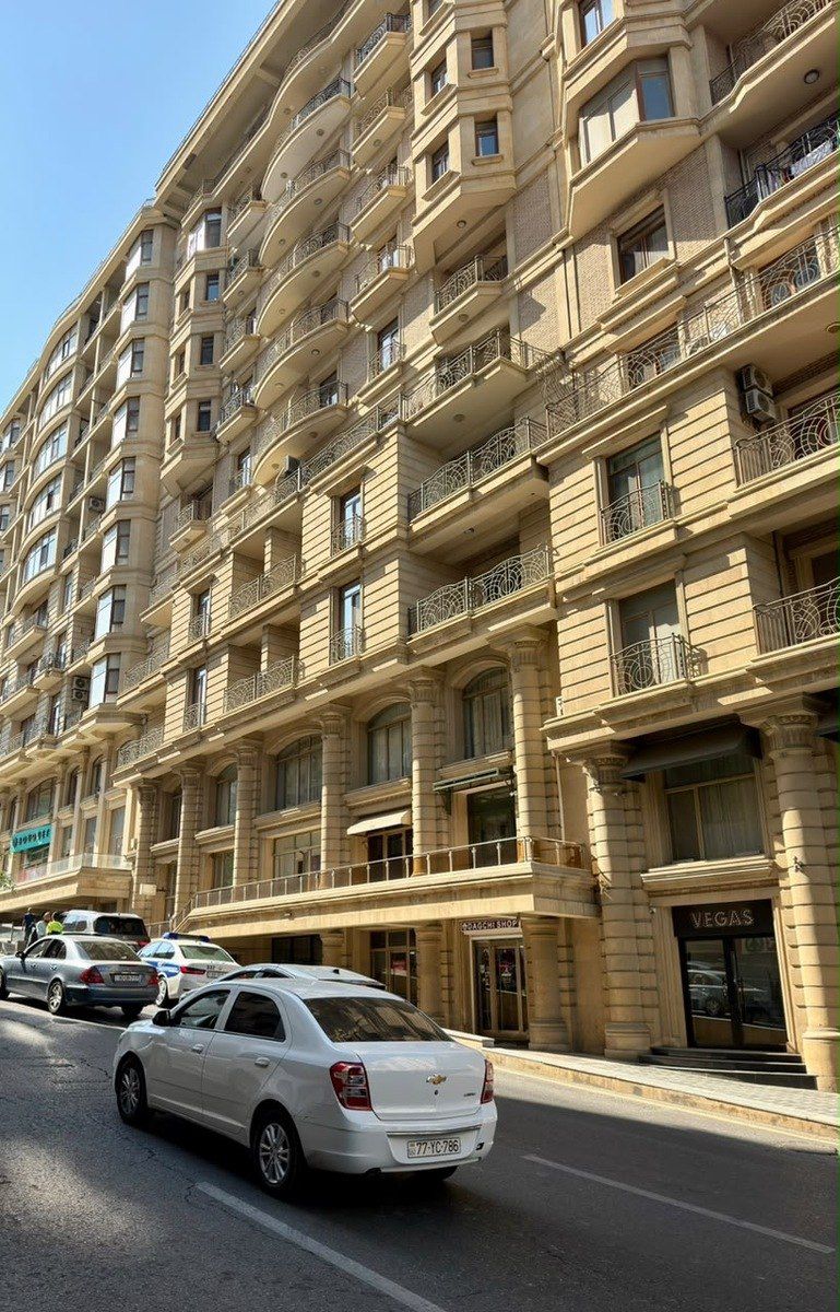 Satılır 3 otaqlı yeni tikili 115 m² — Mənzil, Bakı (9)