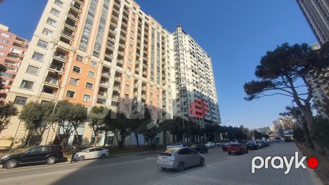 Satılır 3 otaqlı yeni tikili 135 m²