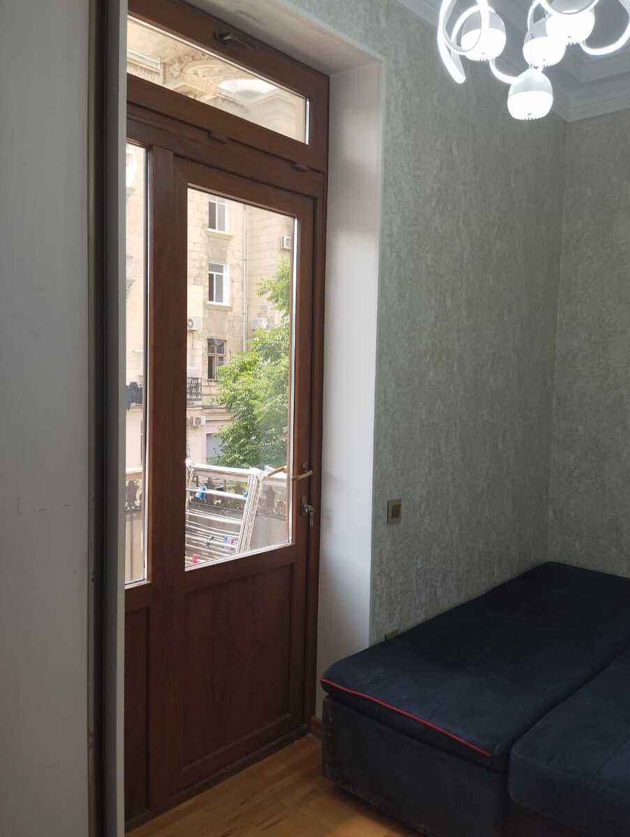 Satılır 2 otaqlı köhnə tikili 50 m² — Mənzil, Bakı (6)