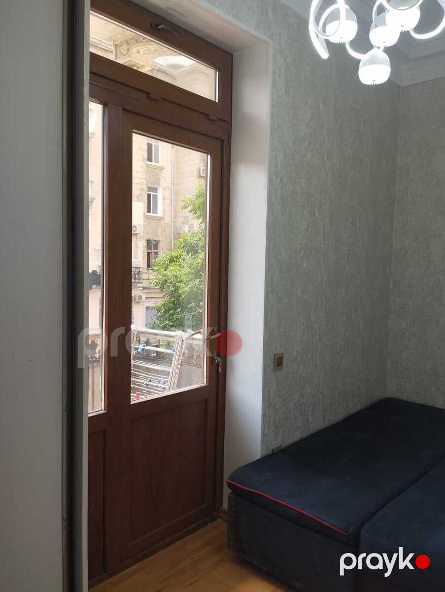 Satılır 2 otaqlı köhnə tikili 50 m² — Mənzil, Bakı (4)