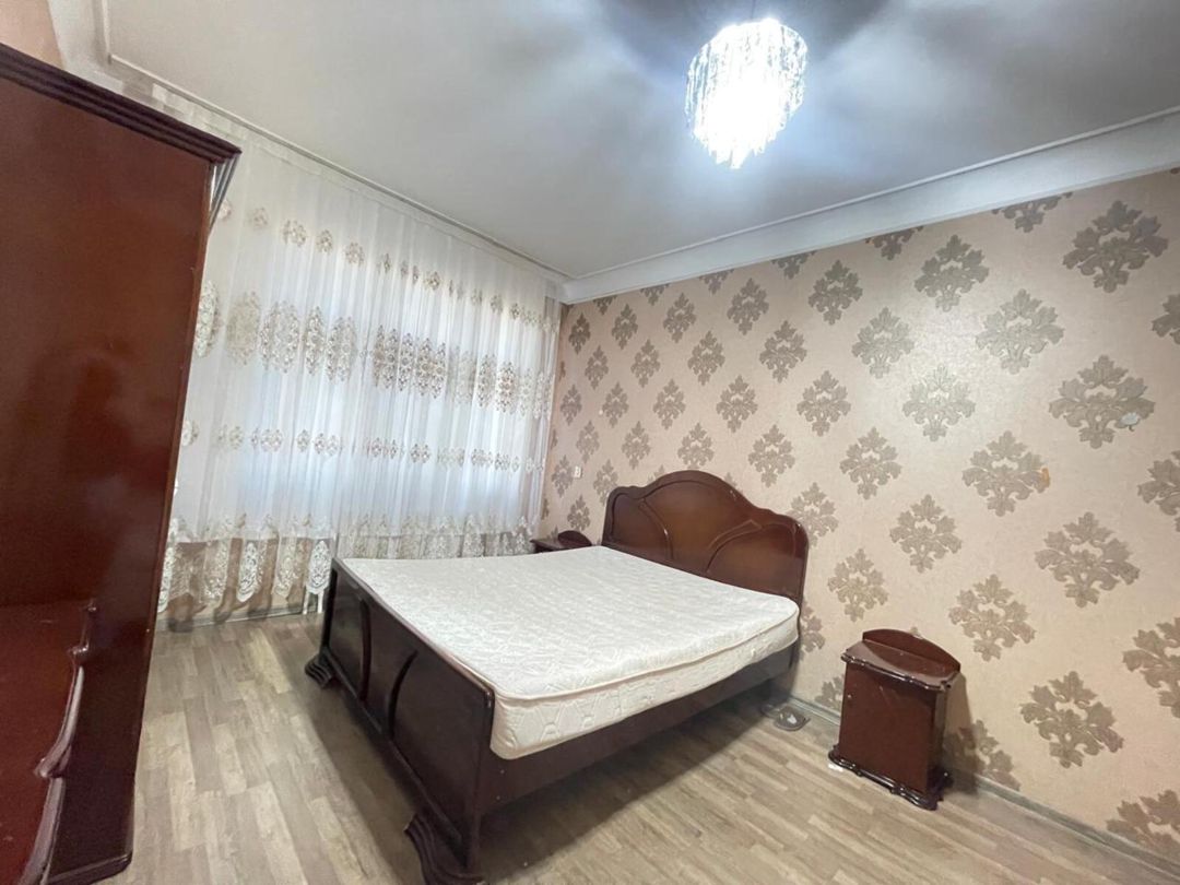 İcarəyə verilir 2 otaqlı köhnə tikili 75 m² — Mənzil, Bakı (5)