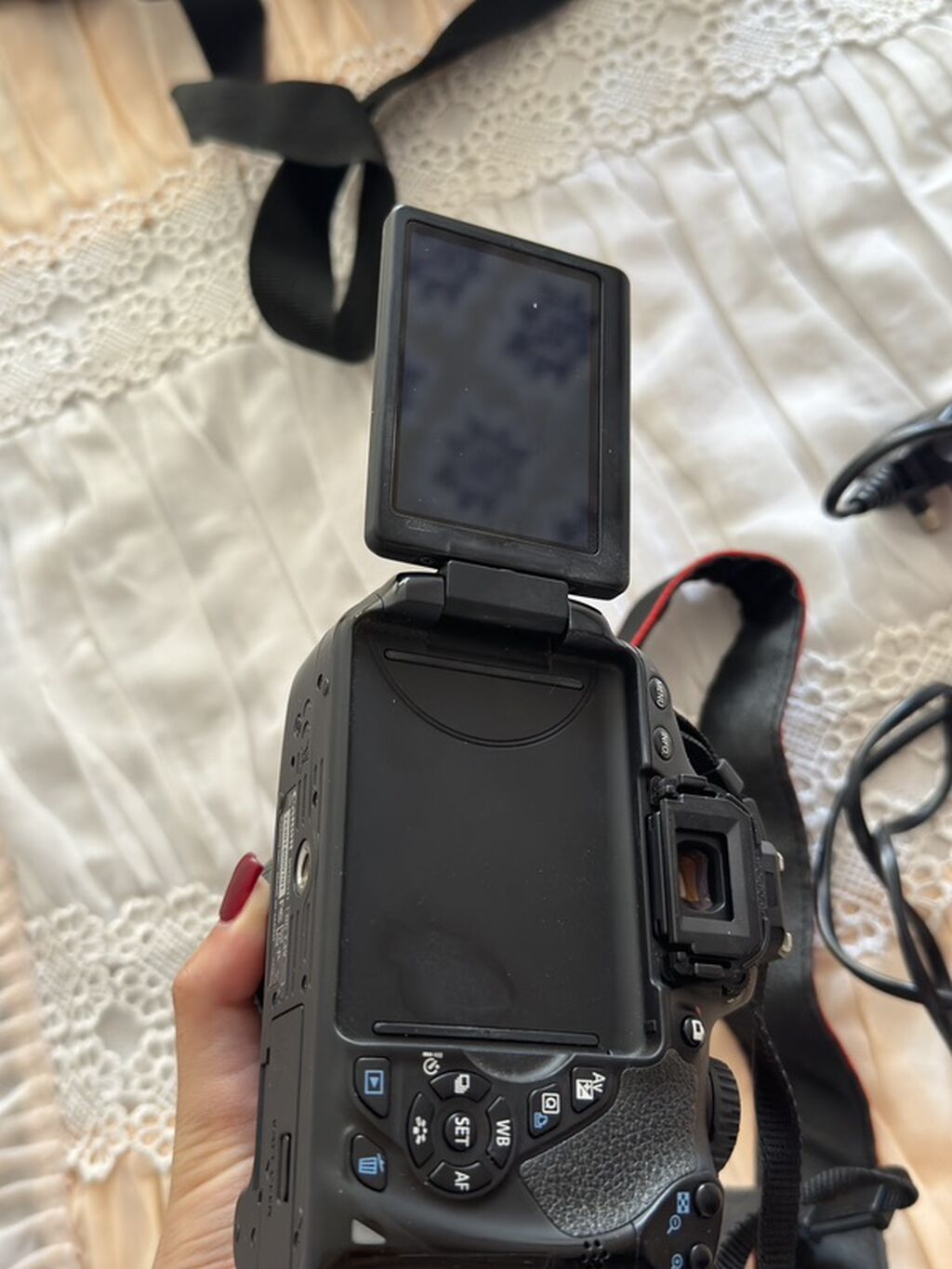 Canon EOS 650D Dslr fotoaparat + 18-55mm obyektiv Xüsusiyyətlər — Fotoaparat, Bakı (2)