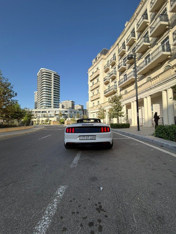 Ford Mustang, 2.3 L, 2015 il, 167 600 km — Avtomobillər, Bakı (12)
