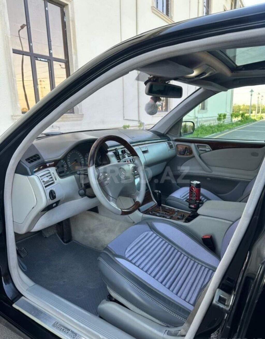 Mercedes-Benz E 320: 3.2 l 2001 il Sedan — Avtomobillər, Şabran (4)