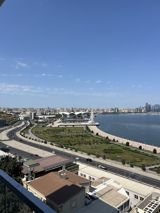Satılır 4 otaqlı yeni tikili 236 m² — Emin